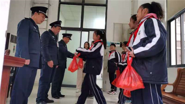 长沙红光保安服务有限公司,长沙安保服务,长沙安全服务,长沙非武装押运,劳务派遣服务