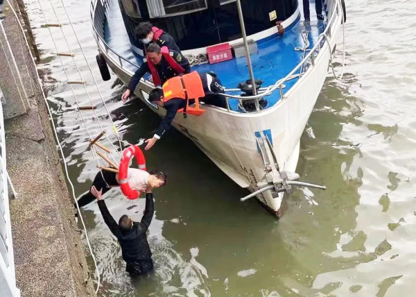 长沙红光保安服务有限公司,长沙安保服务,长沙安全服务,长沙非武装押运,劳务派遣服务 长沙红光保安服务有限公司,长沙安保服务,长沙安全服务,长沙非武装押运,劳务派遣服务