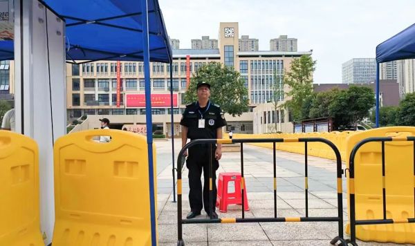 长沙红光保安服务有限公司,长沙安保服务,长沙安全服务,长沙非武装押运,劳务派遣服务 长沙红光保安服务有限公司,长沙安保服务,长沙安全服务,长沙非武装押运,劳务派遣服务