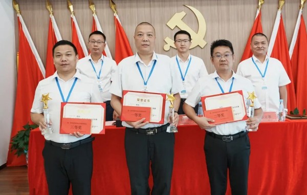 长沙红光保安服务有限公司,长沙安保服务,长沙安全服务,长沙非武装押运,劳务派遣服务 长沙红光保安服务有限公司,长沙安保服务,长沙安全服务,长沙非武装押运,劳务派遣服务
