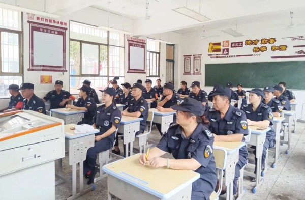 长沙红光保安服务有限公司,长沙安保服务,长沙安全服务,长沙非武装押运,劳务派遣服务 长沙红光保安服务有限公司,长沙安保服务,长沙安全服务,长沙非武装押运,劳务派遣服务
