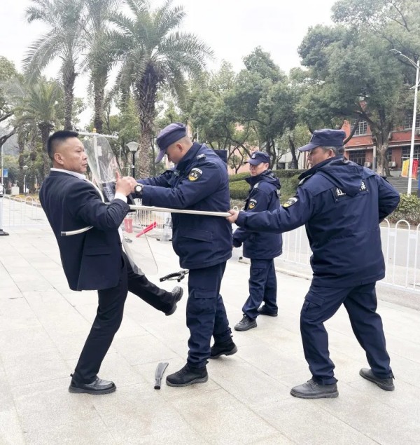 长沙红光保安服务有限公司,长沙安保服务,长沙安全服务,长沙非武装押运,劳务派遣服务